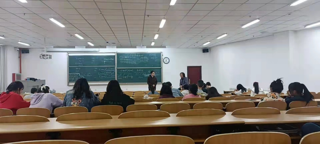 新闻资讯 | 强基学院期中学委工作会